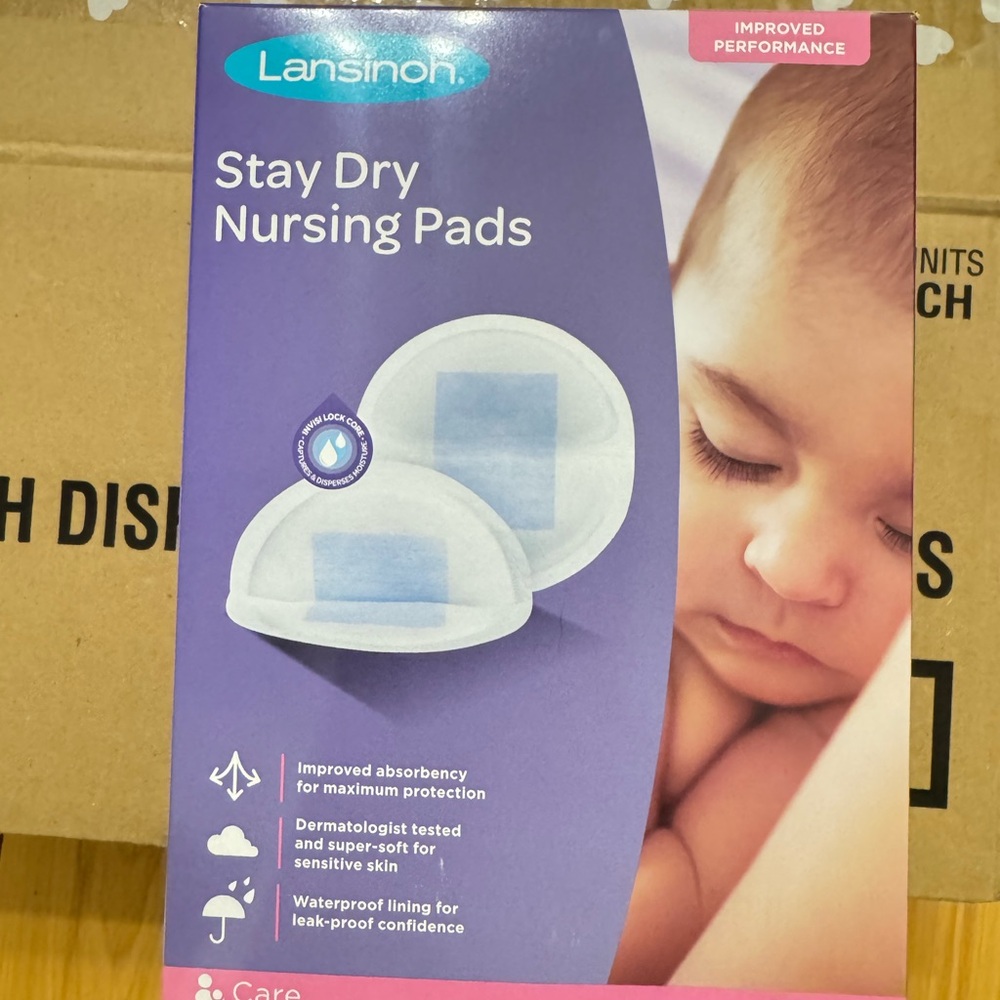 Lansinoh Stay Dry Nursing Pads - Purple and White